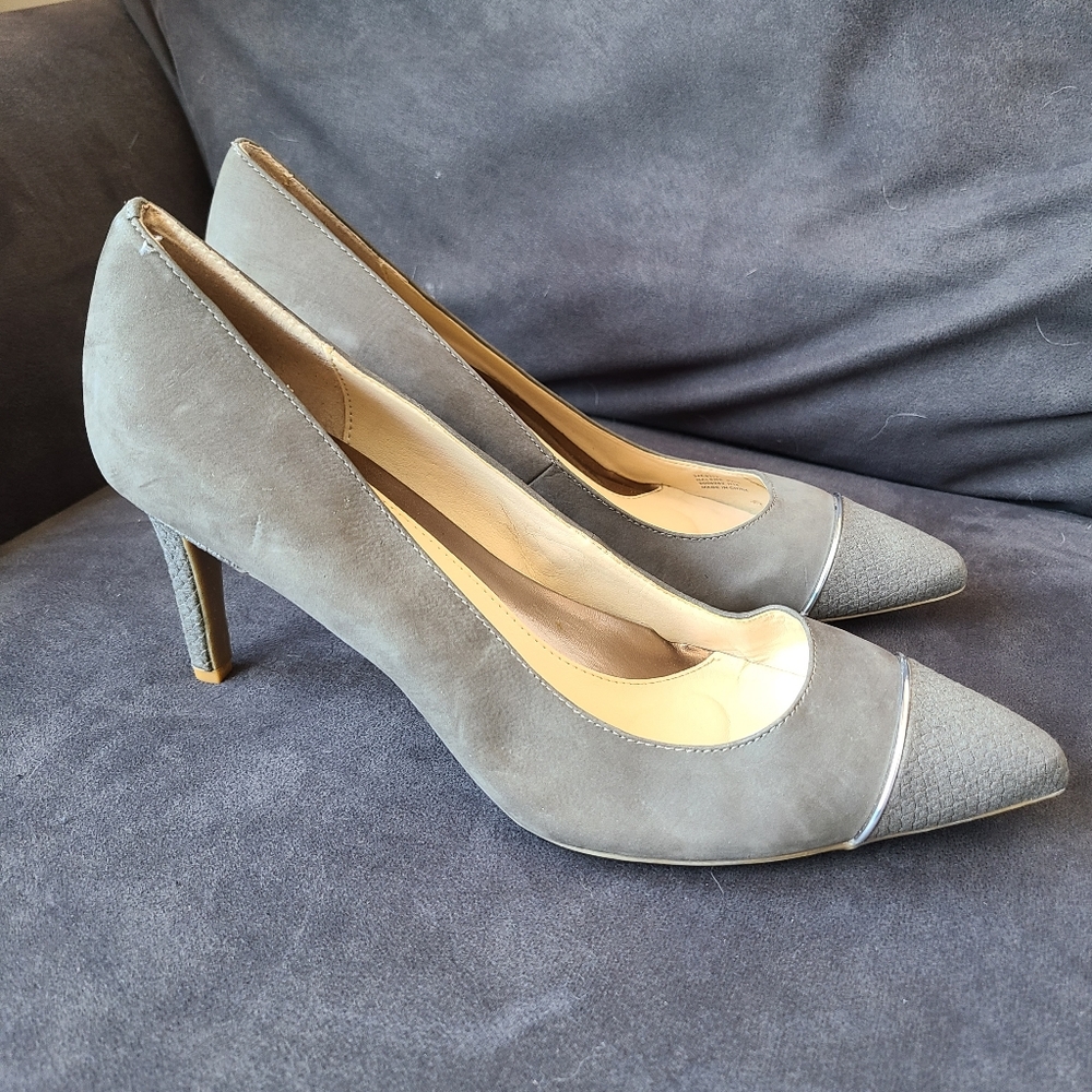 Calvin Klein Heels size 9.5 Nalene